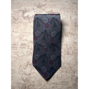 Hennessy Couture Grey Floral Pattern Silk Tie